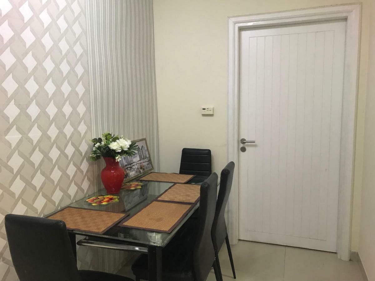 Nestaway In Heart Of Dubai, Nr To Metro And All Tourist Destination Apartment